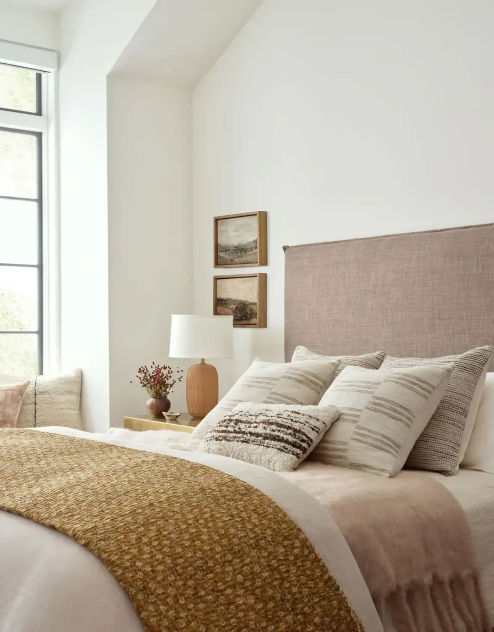 Amber Lewis × Loloi Morro Natural/Grey Pillow, 22x22