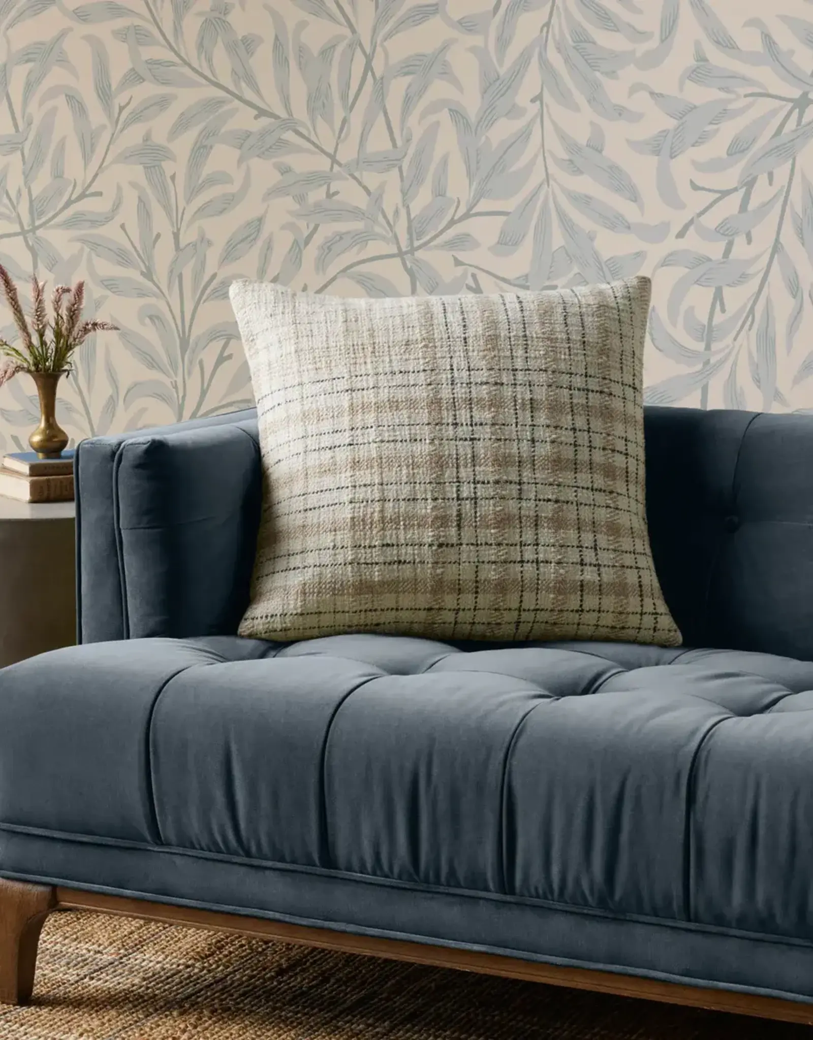 Chris Loves Julia × Loloi Beige/Black Pillow, 22x22