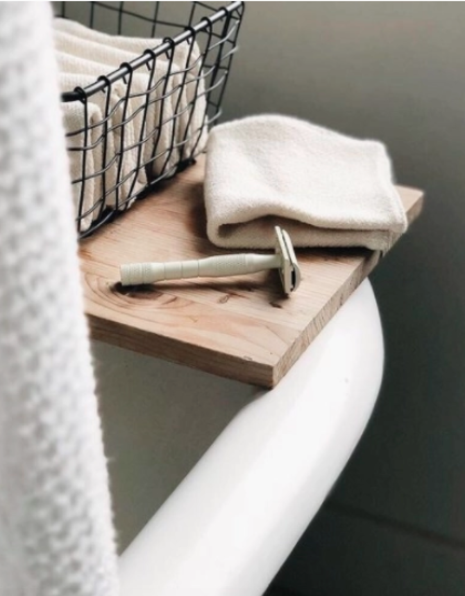 Brass Safety Razor, Cream