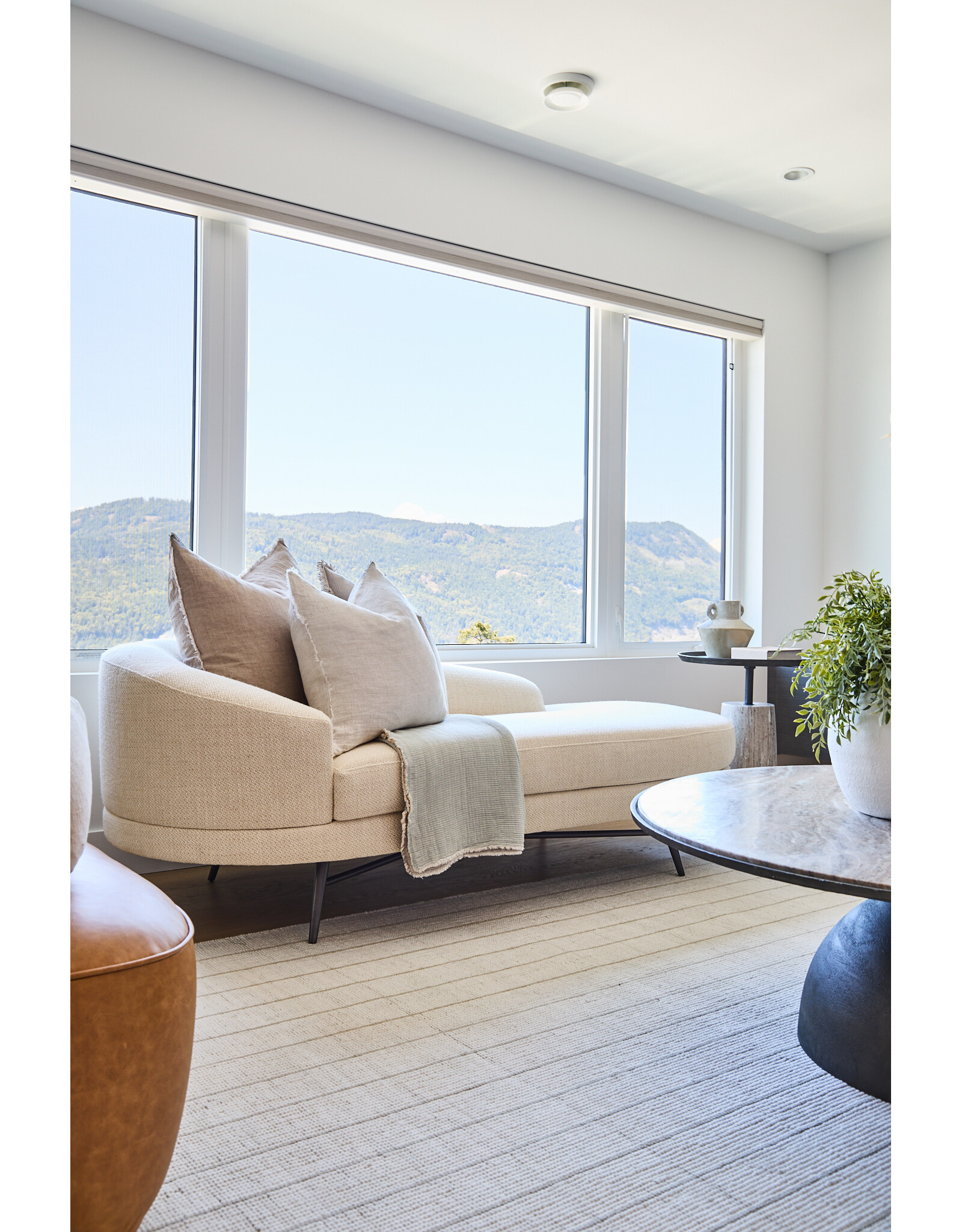 Carmela Chaise in Irving Taupe