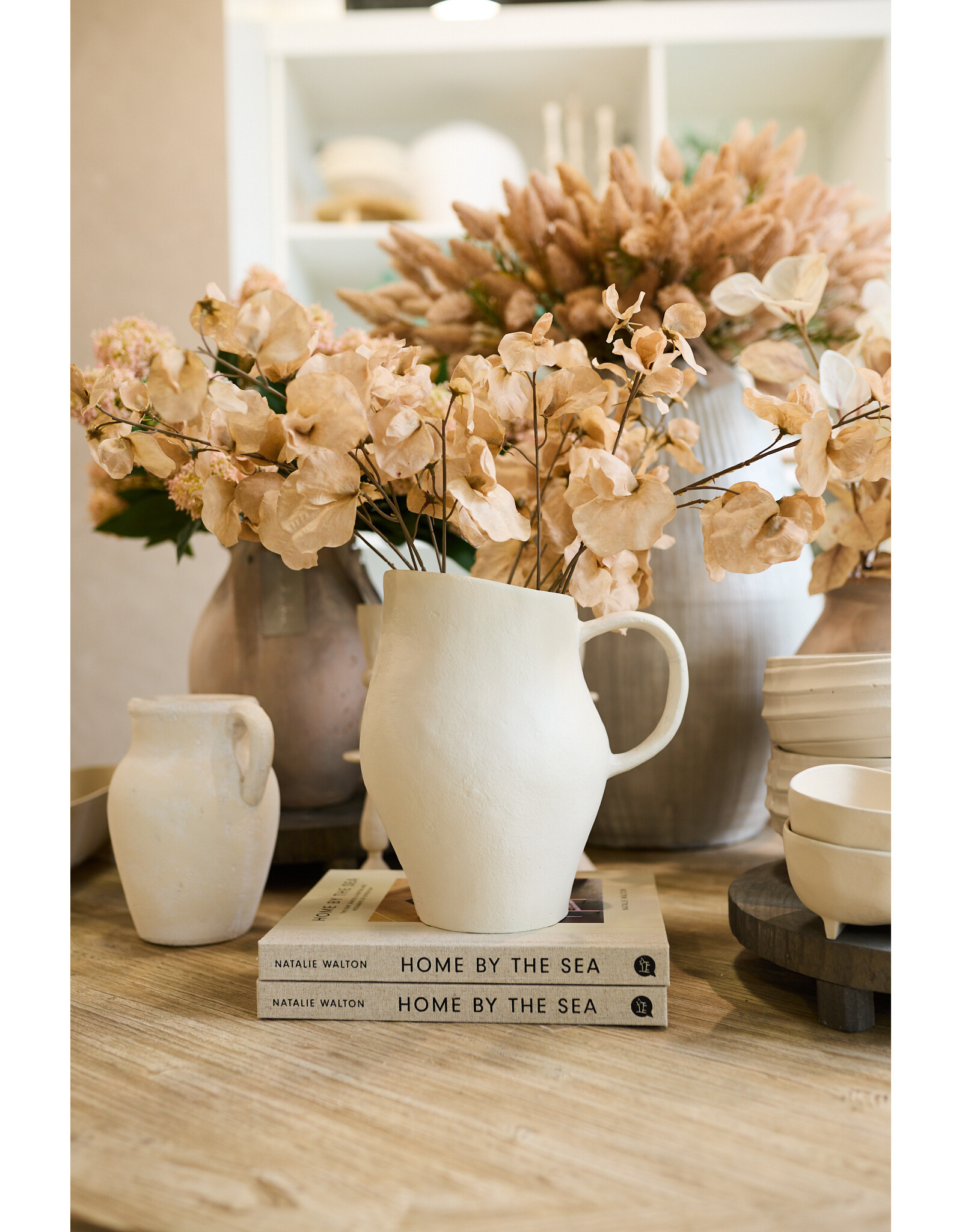 Rhodes Pitcher Vase S, Cream
