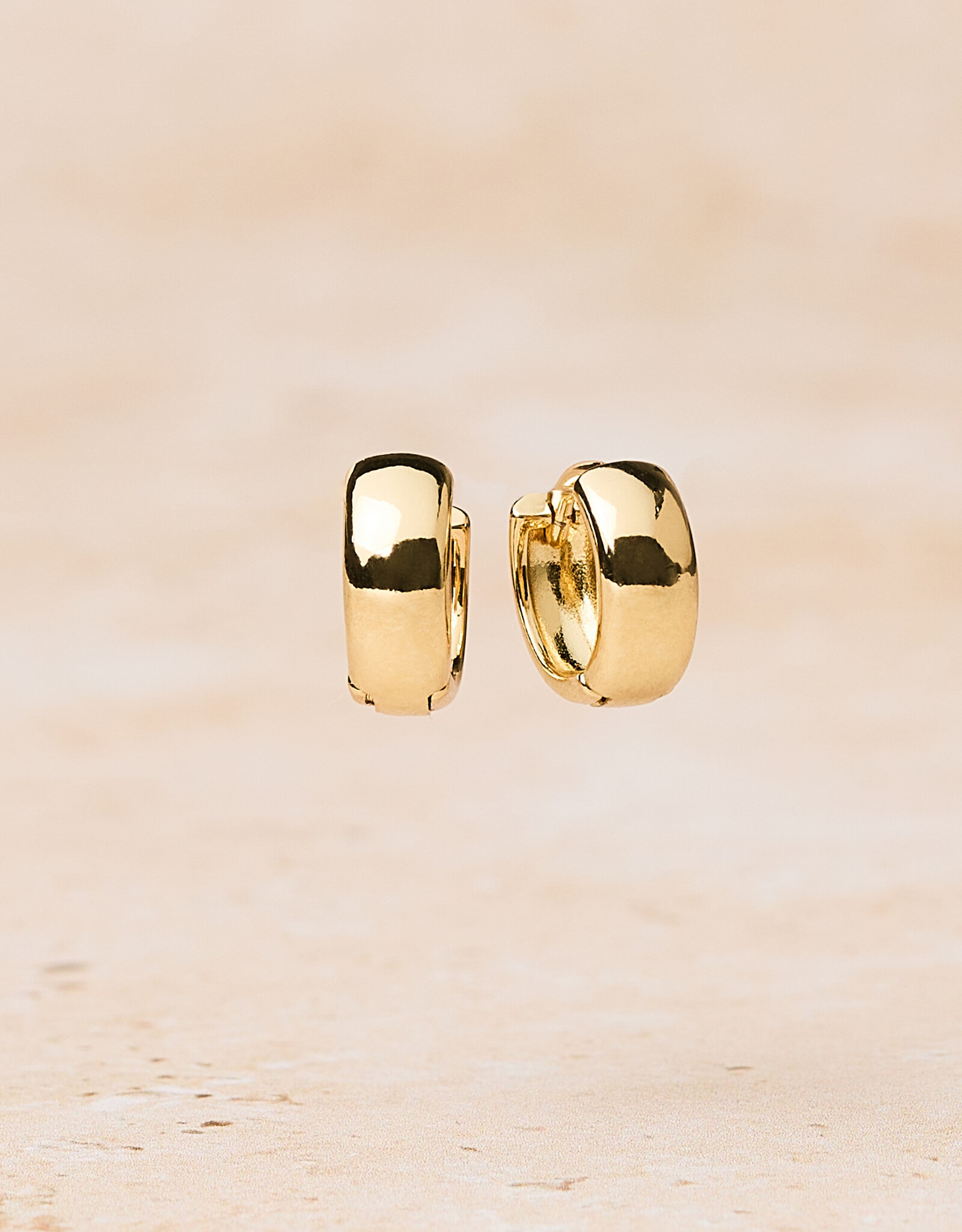 Bold Huggie Hoops, Large