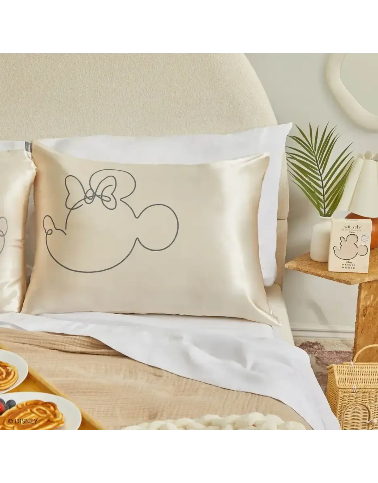 Kitsch & Mickey and Minnie Satin Pillowcase Mrs.Mouse-Cream
