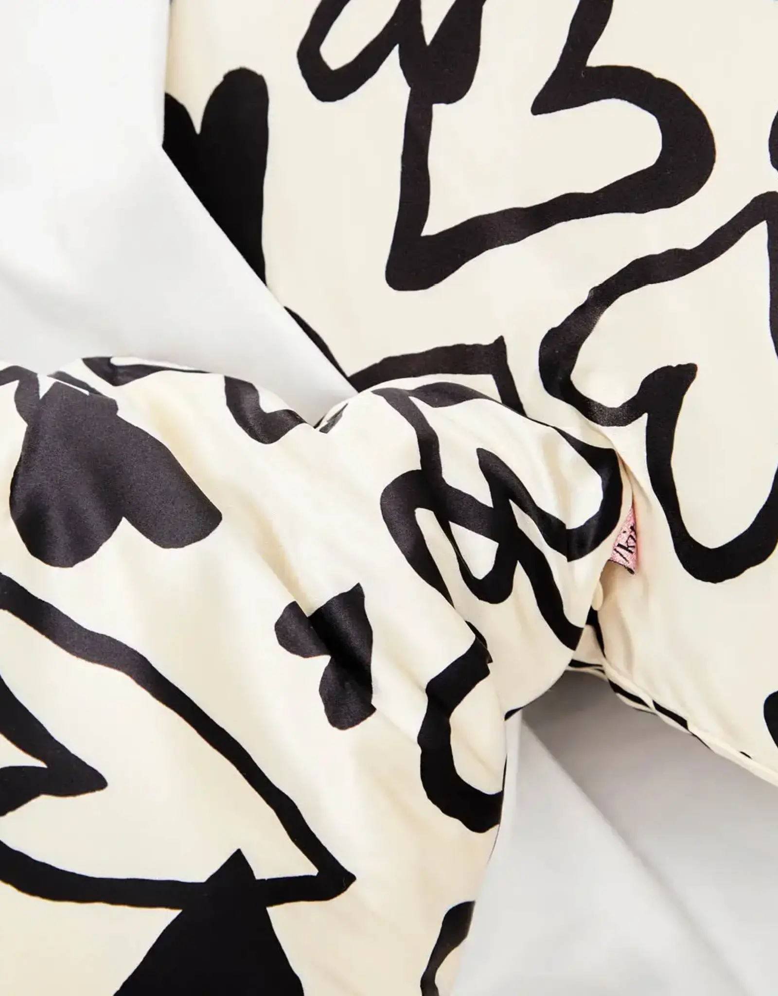 Standard Satin Pillowcase - Heart