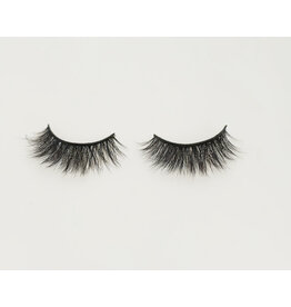 Pretty Dramatic False Eyelashes, Brighton