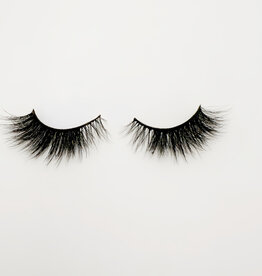 Pretty Dramatic False Eyelashes, Blaire
