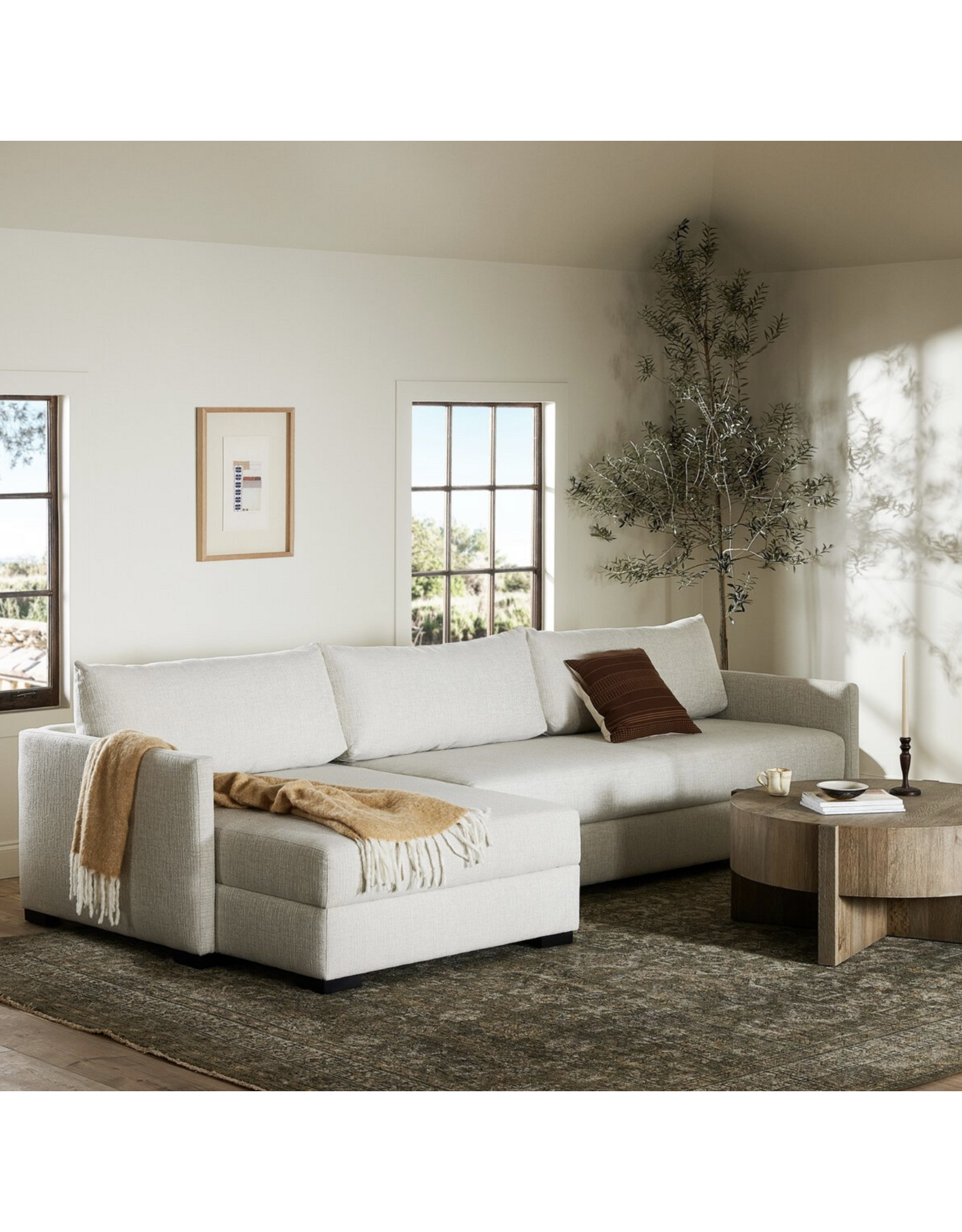 Wickham 2pc Sleeper Sectional W/Storage-125.5"