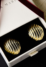 Oversized Studs, 6
