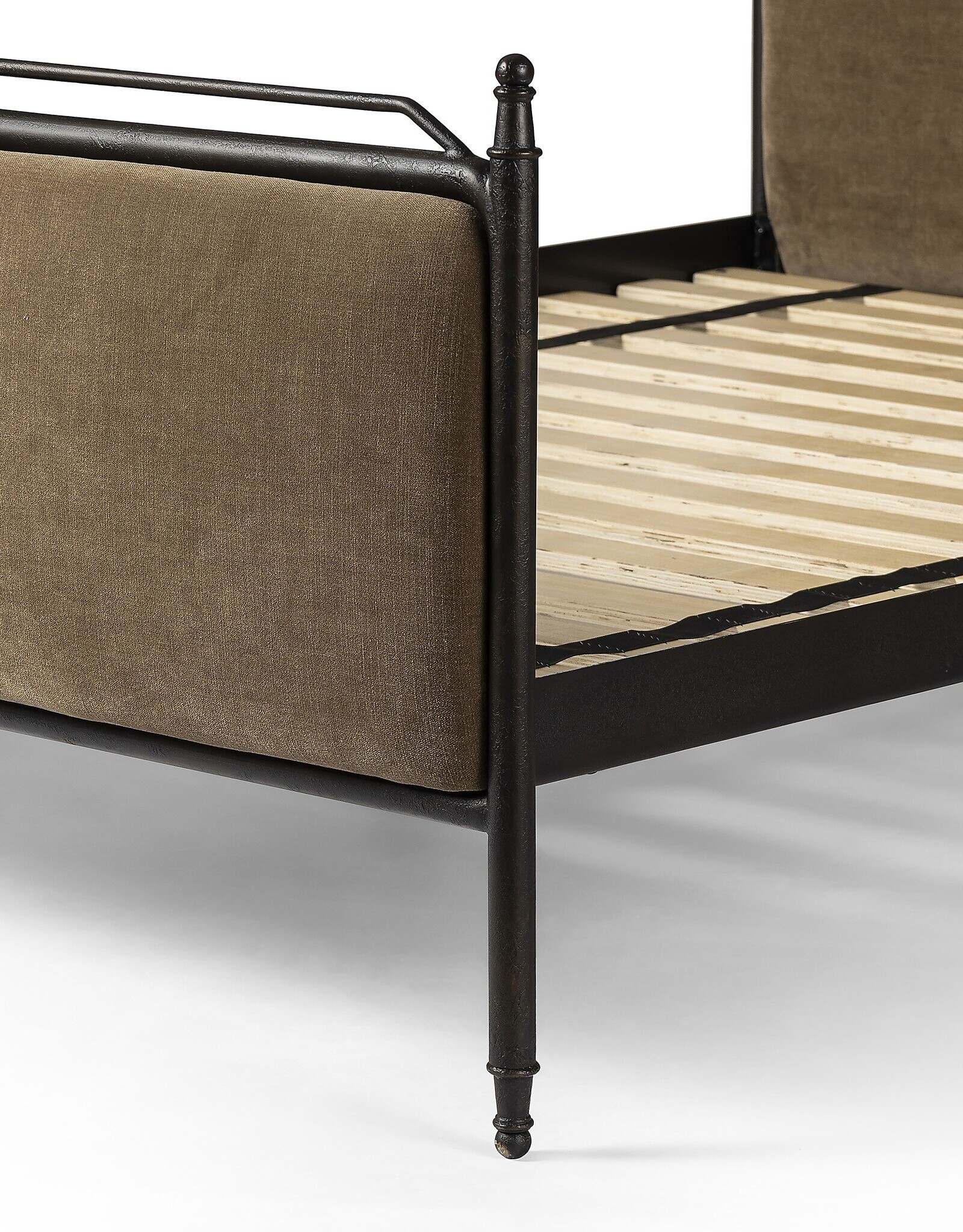 Leyla Bed in Altair Mushroom