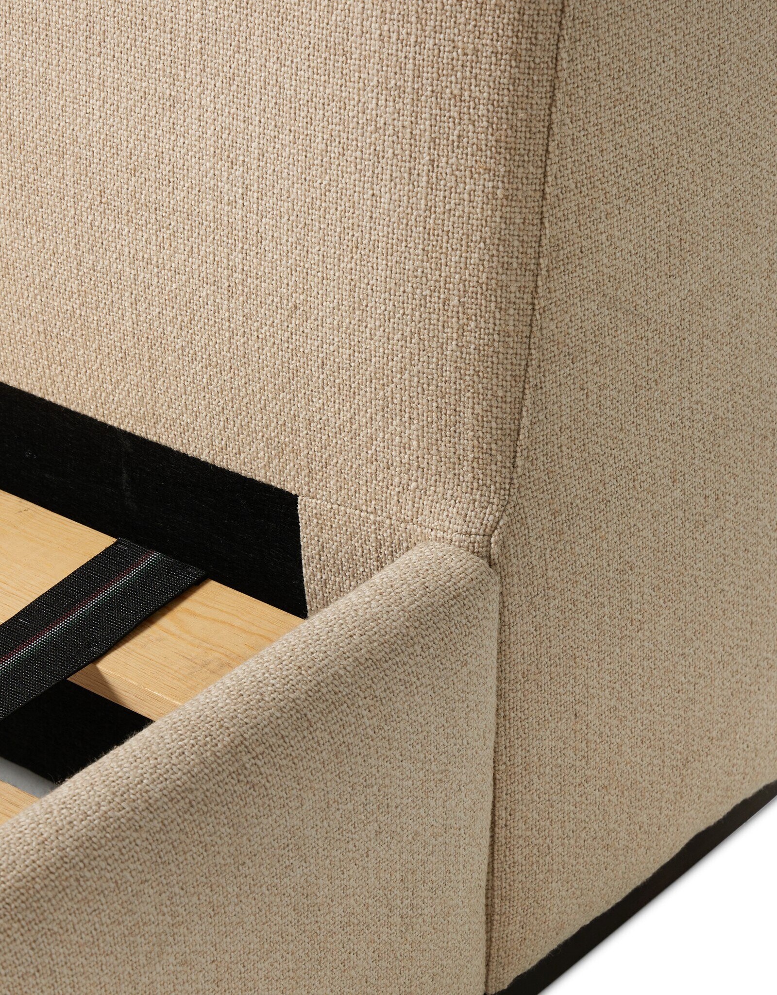 Colt Bed in Irving Flax