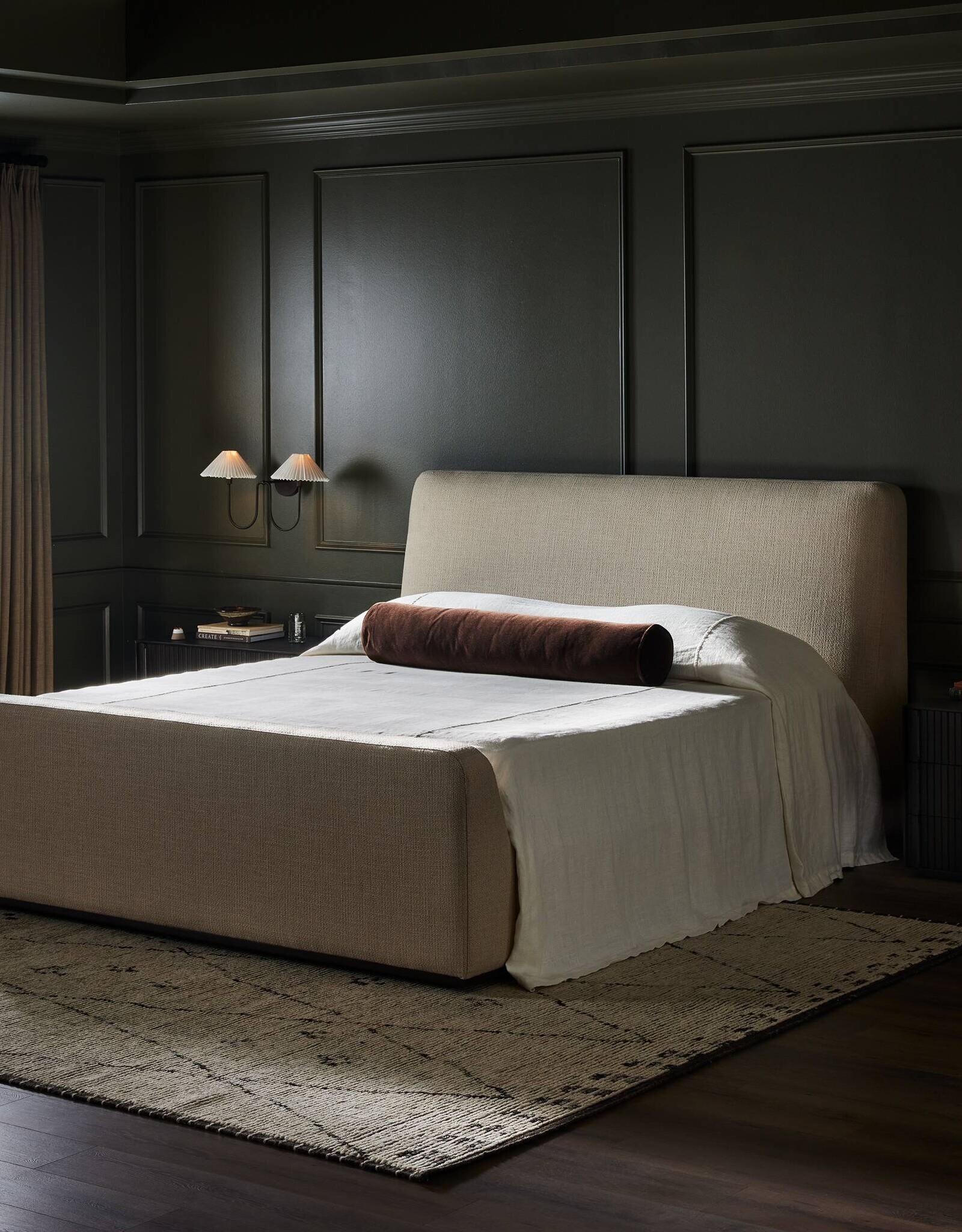 Colt Bed in Irving Flax