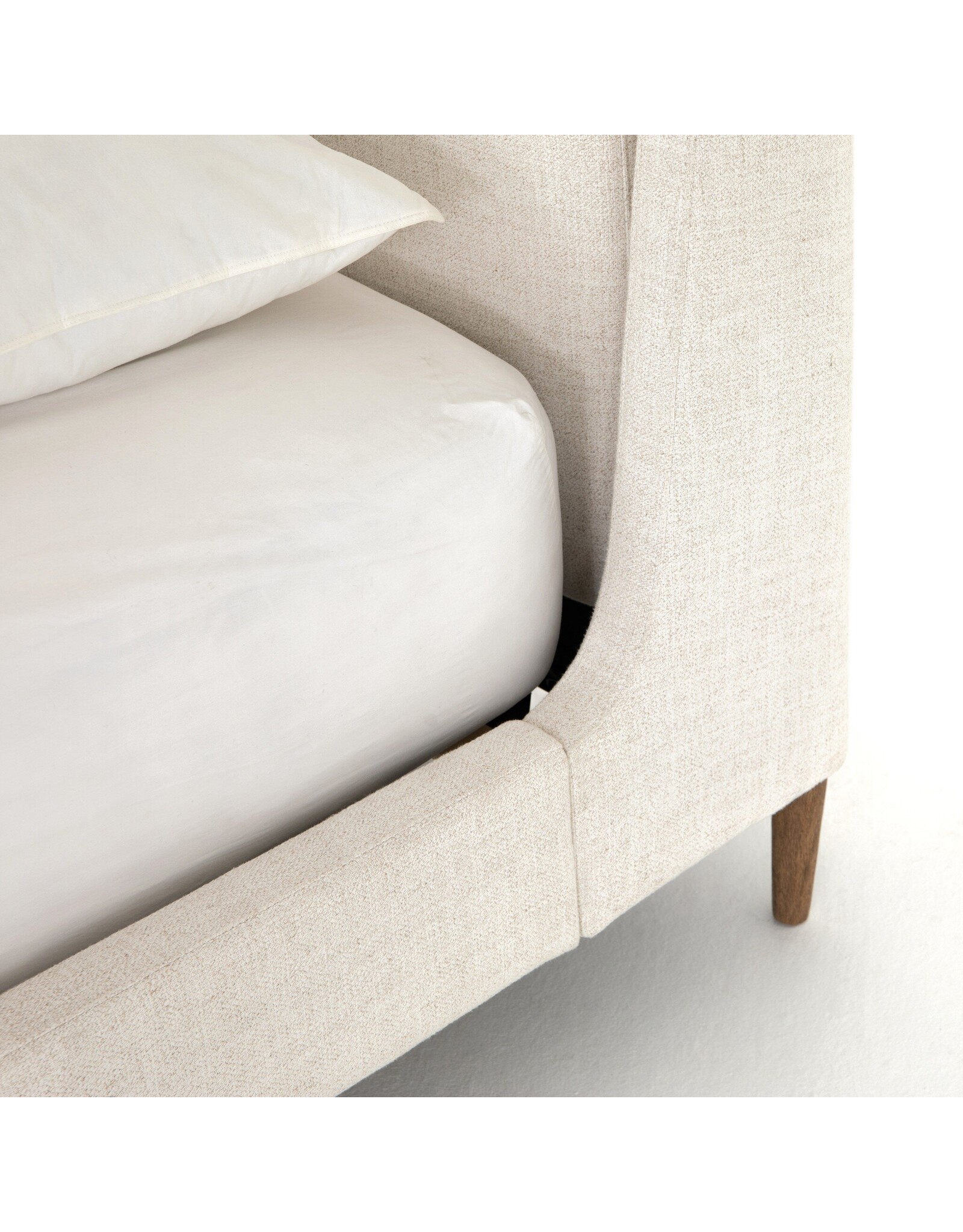 Potter Bed in Dover Crescent