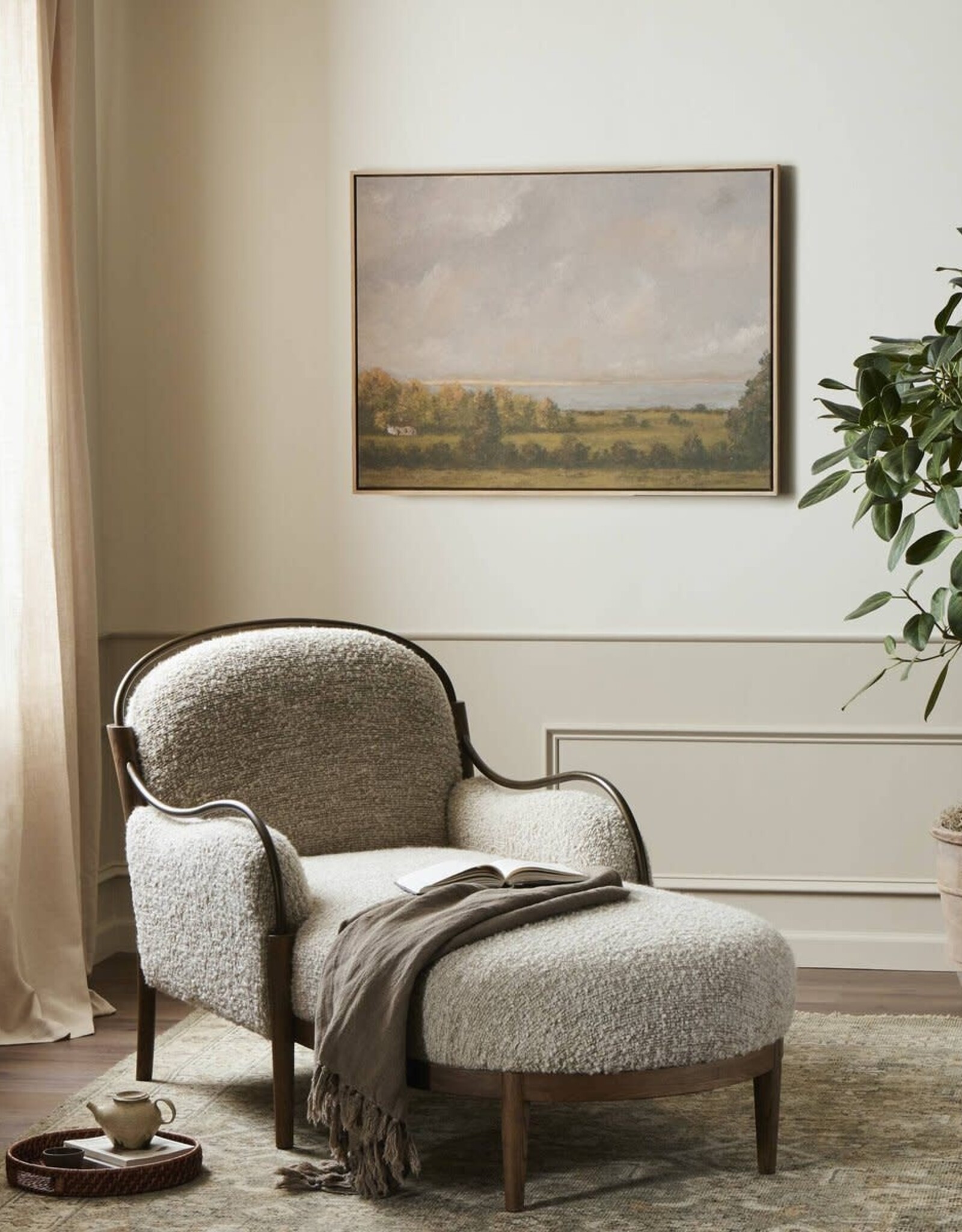 Demi Chaise in Ivan Stone