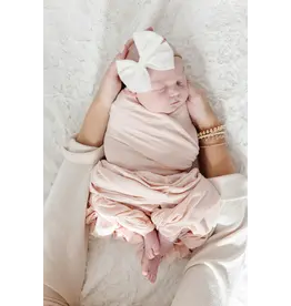 Rosie Ribbed Swaddle Blanket