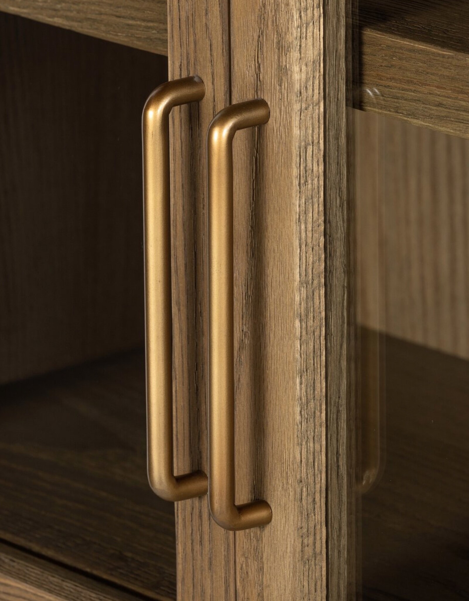 Tolle Cabinet - Solid Drift Oak