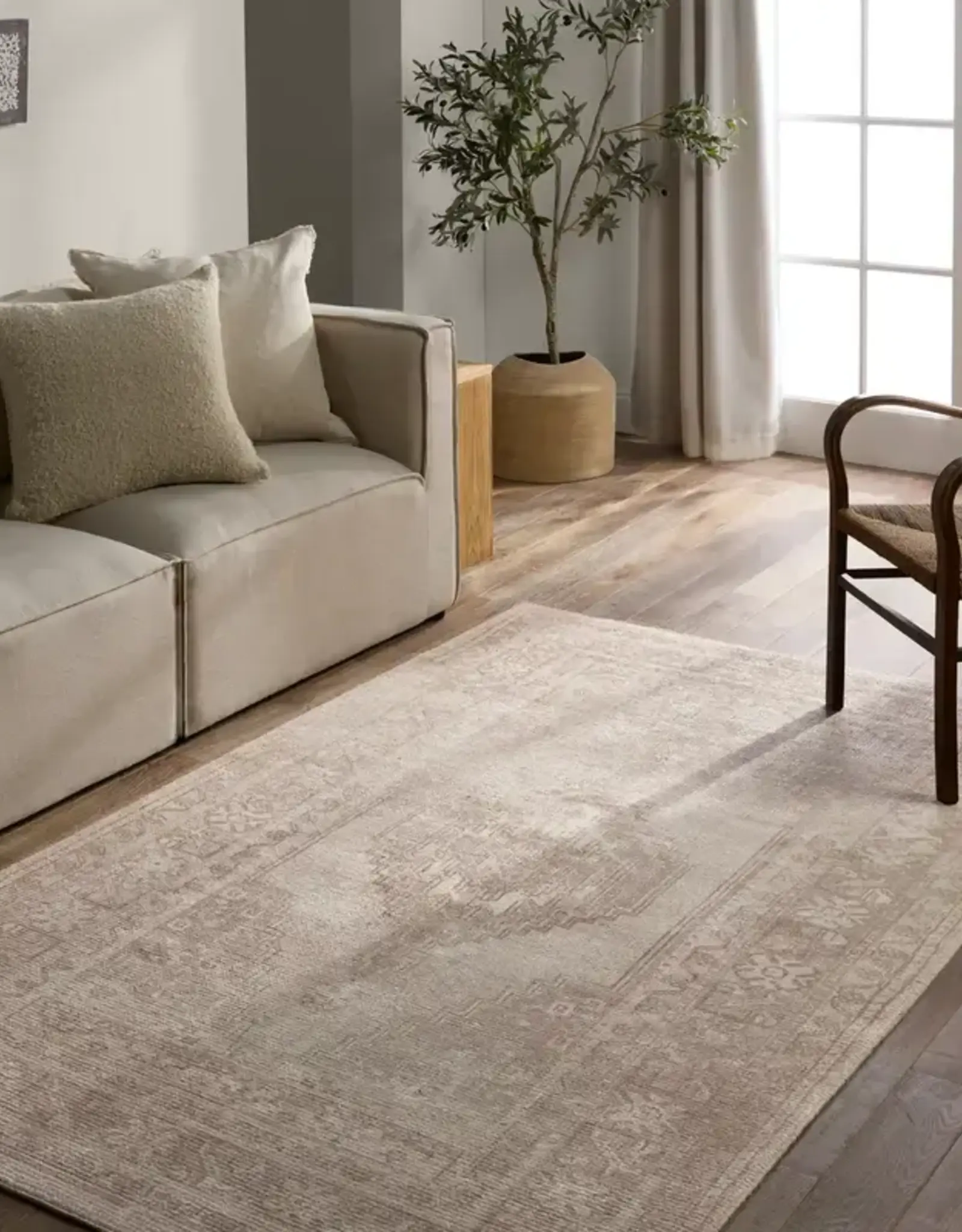 Theo Rug TH03 2'6x8"