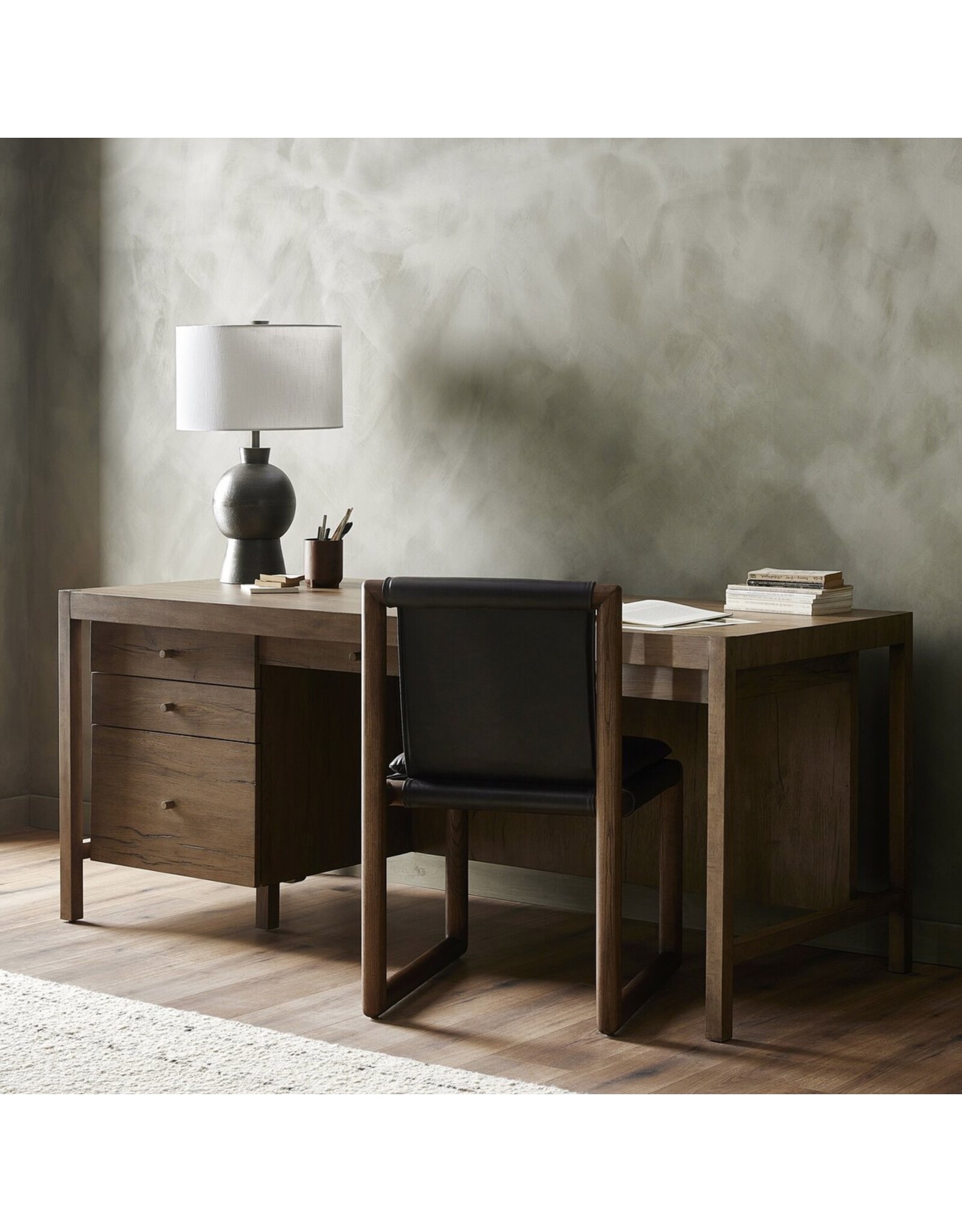 Suspension Desk
