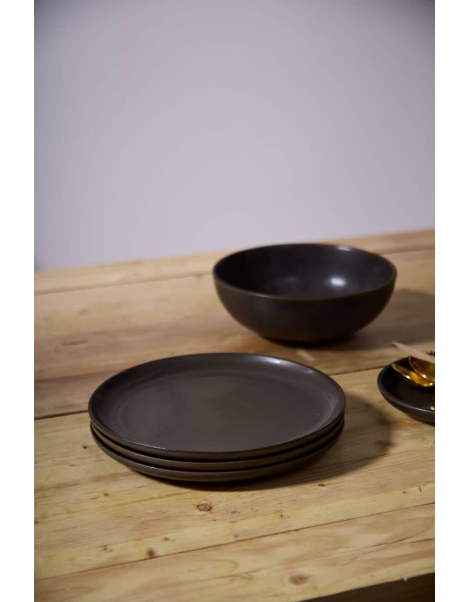 Kavala Dinner Plate, Espresso