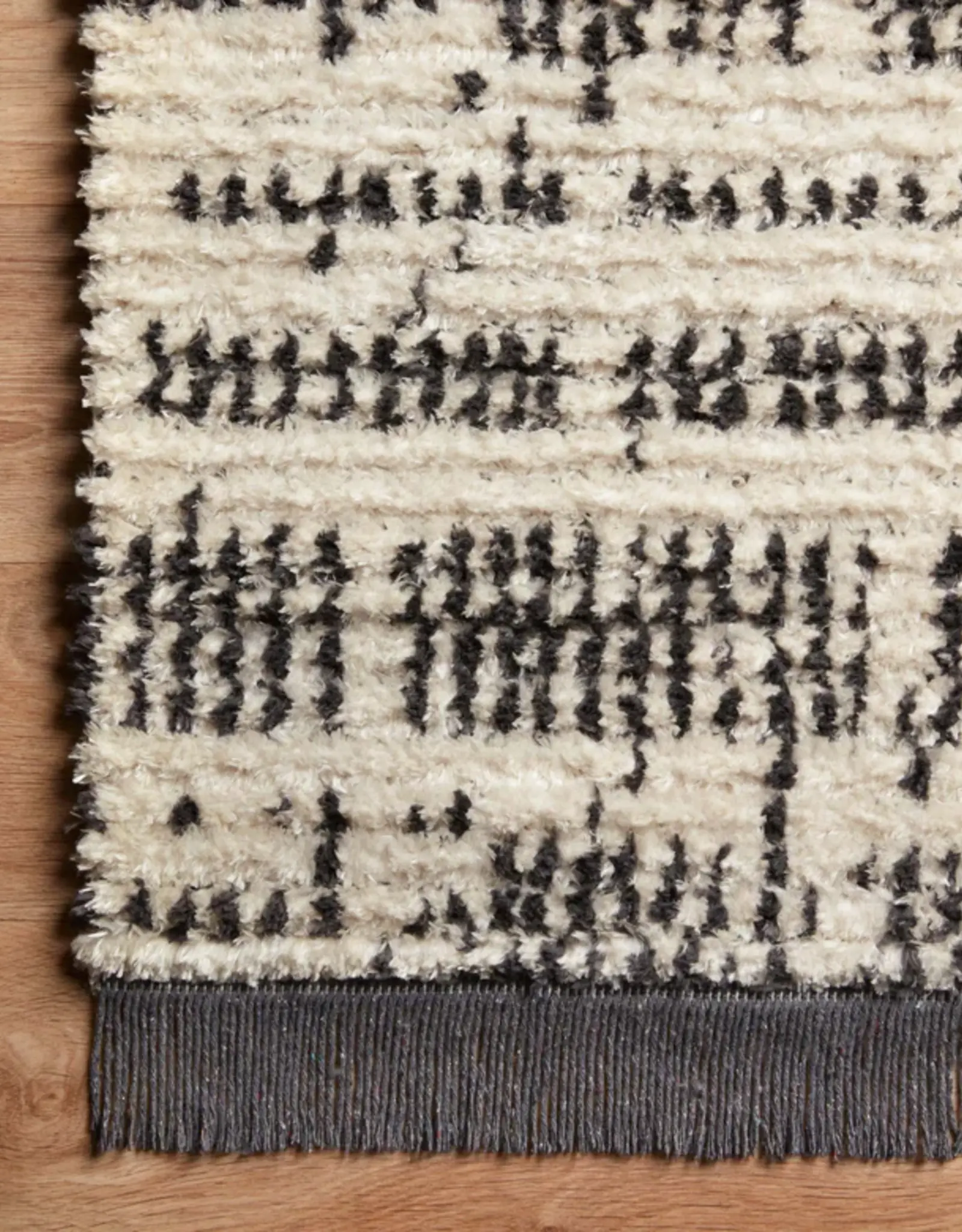 Chris Loves Julia x Loloi Alice Rug ALI-02 Cream/Charcoal