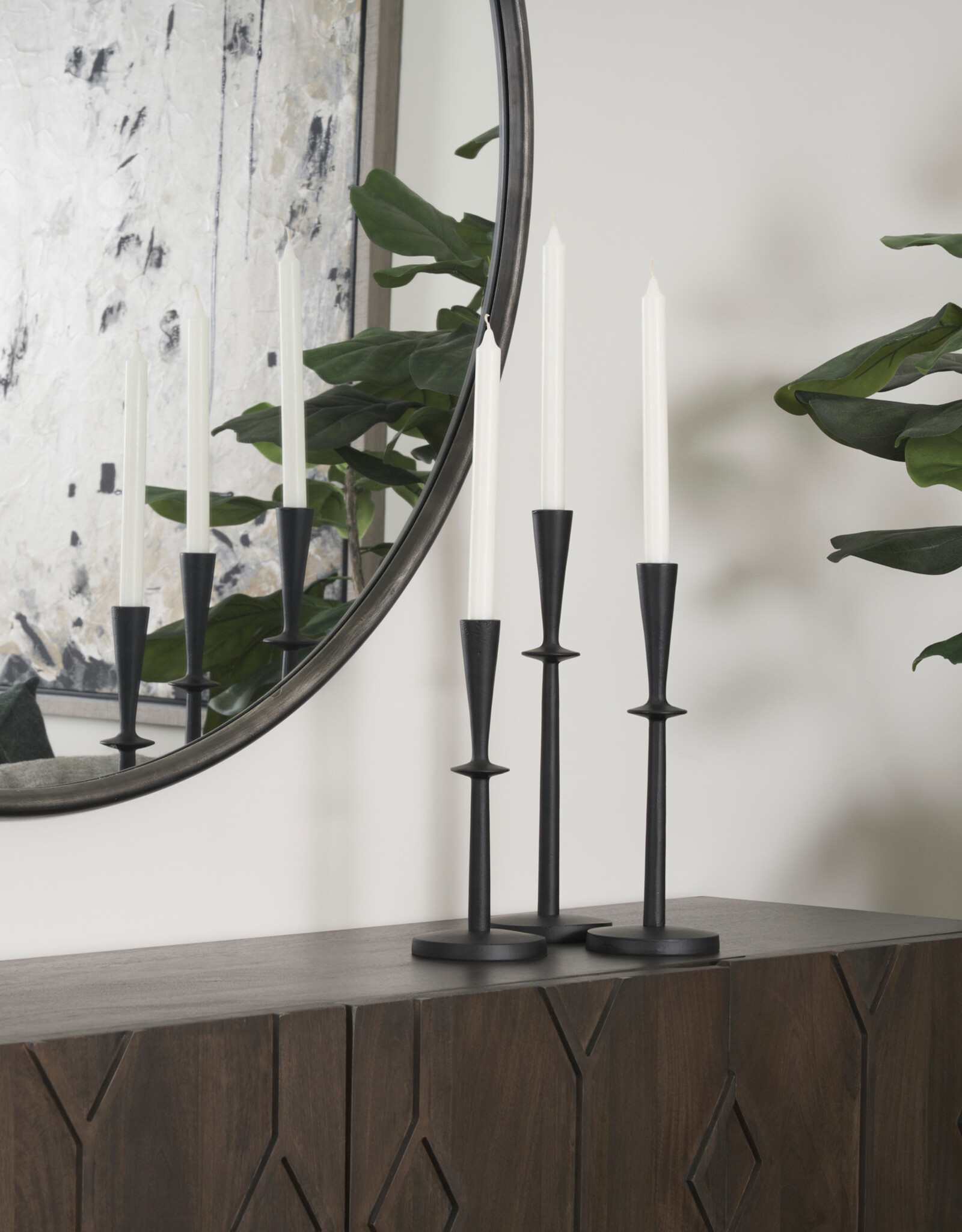 Qwin Candle Holder