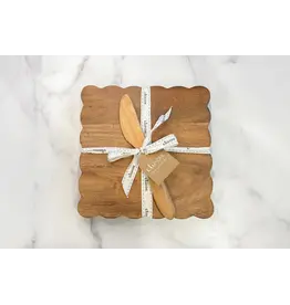 Small Square Scalloped Cutting Board with Spreader
