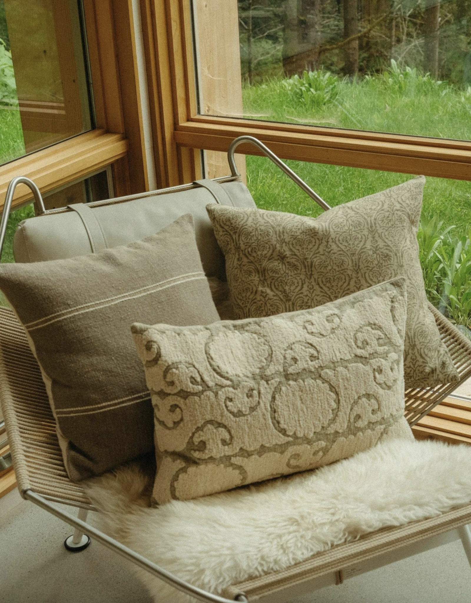 16x24 Suzani Boucle Pillow, Sage