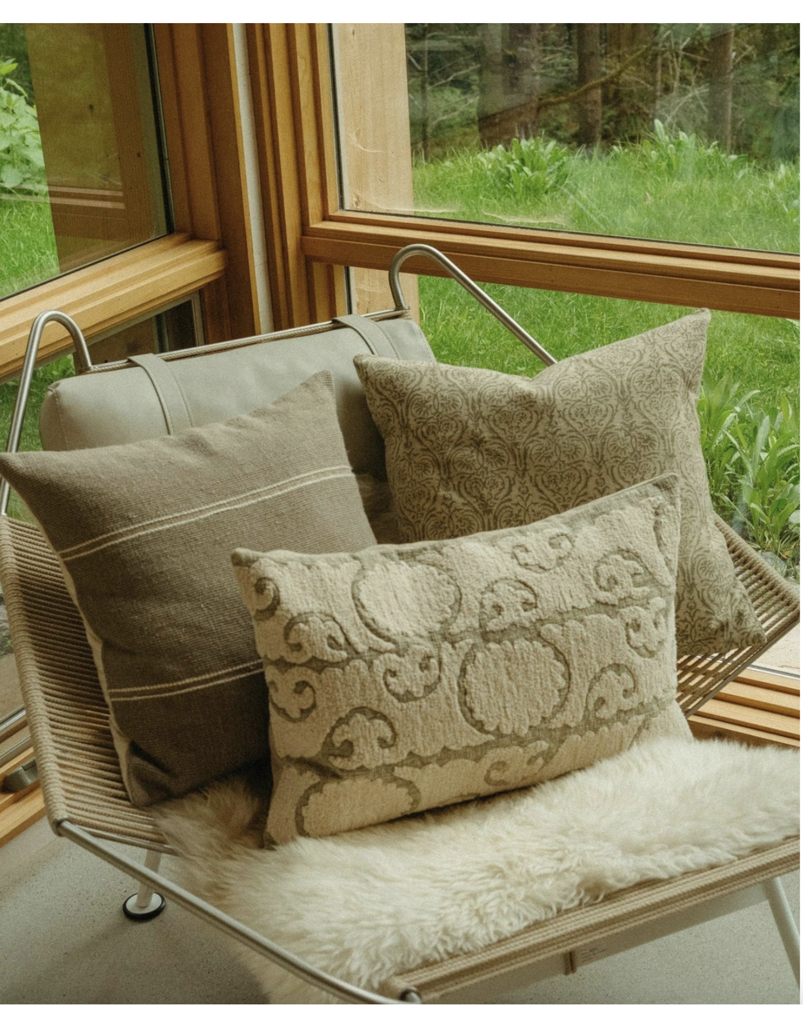 Suzani Boucle Pillow - Sage, 16x24