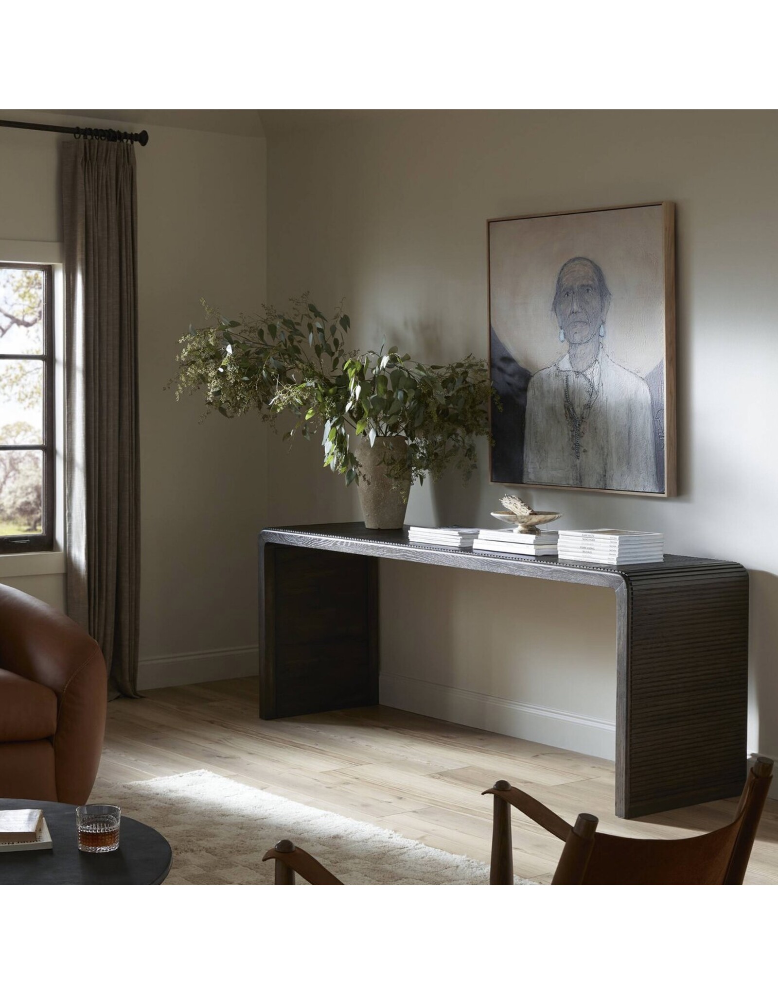 Leo Console Table in Smoked Black