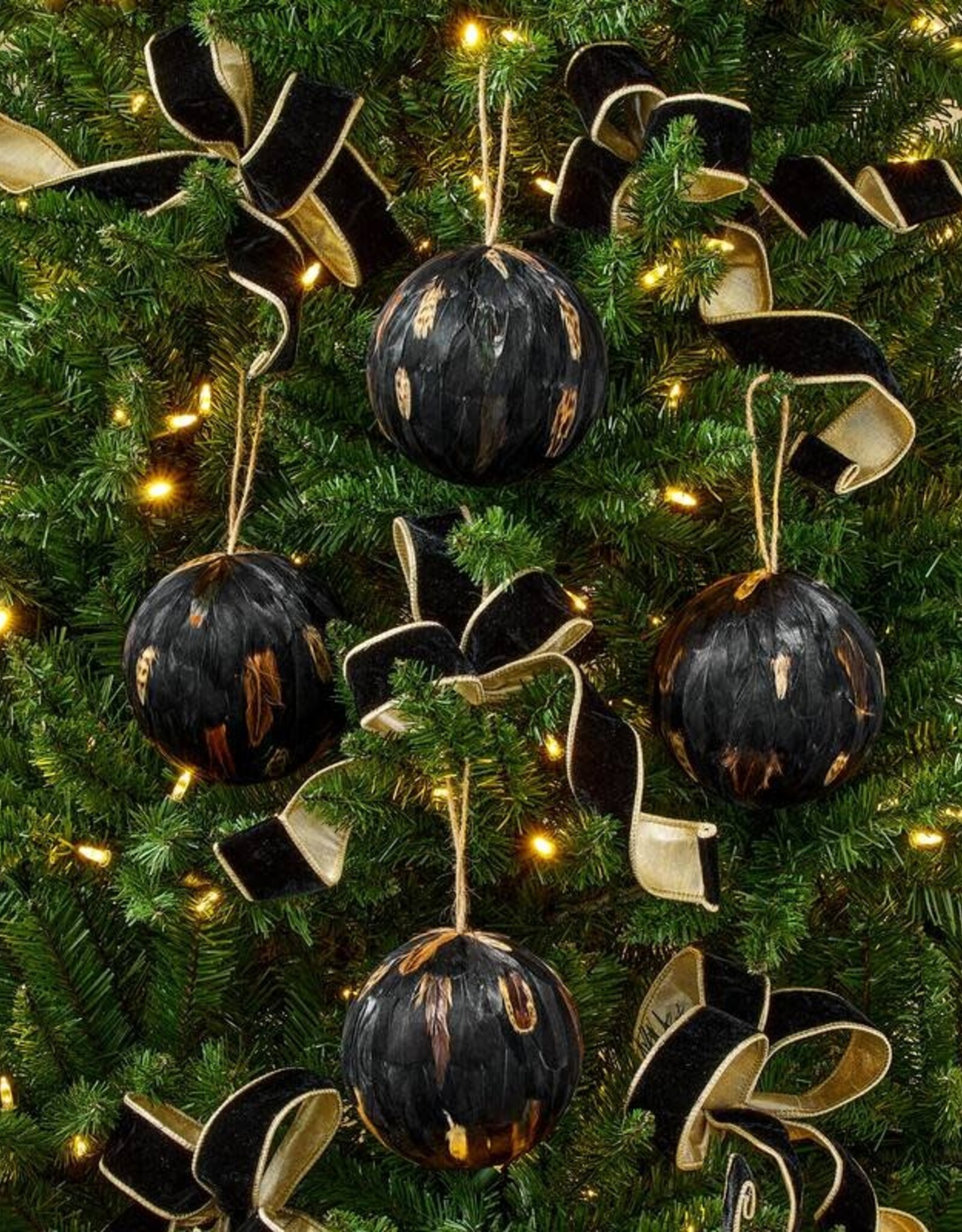 5" Highlands Feather Ball Ornament