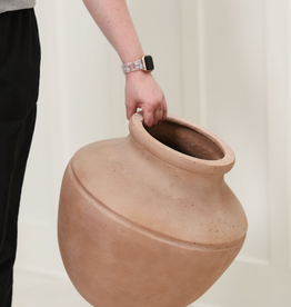 Leda Planter 16.5"x 16"