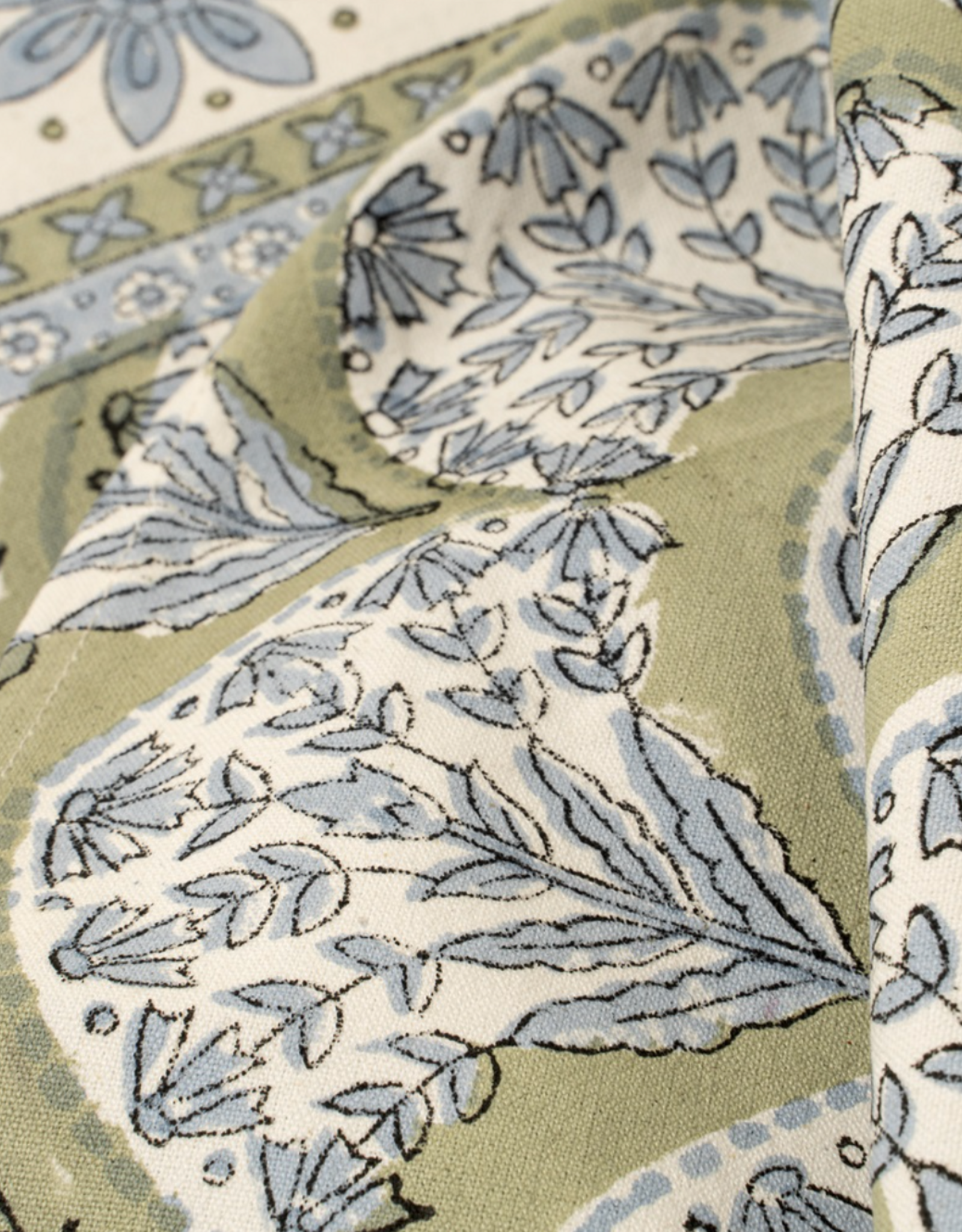 Sakura Block Print Tablecloth, Green 104x60