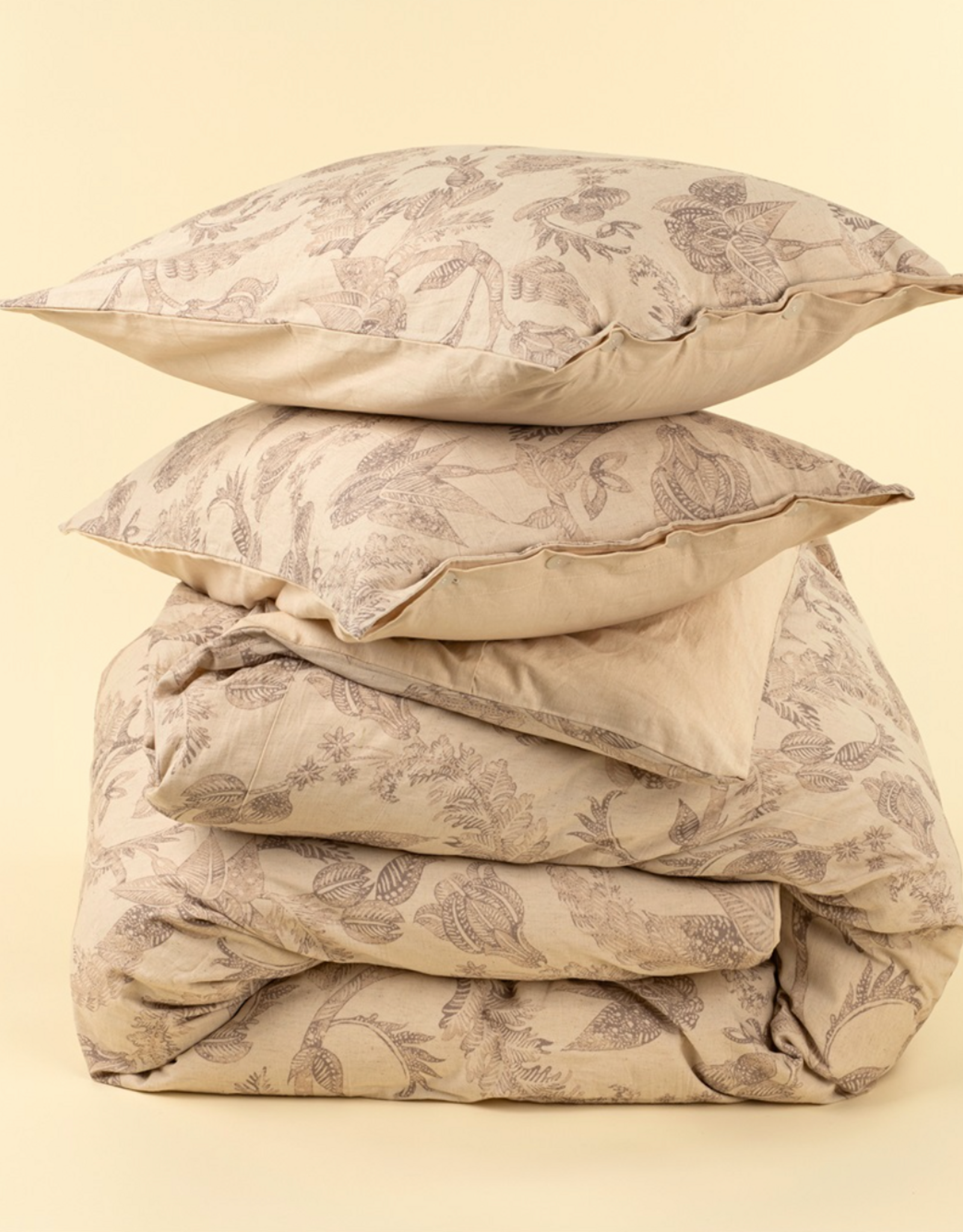 Meadowlark King Duvet Set, Brown