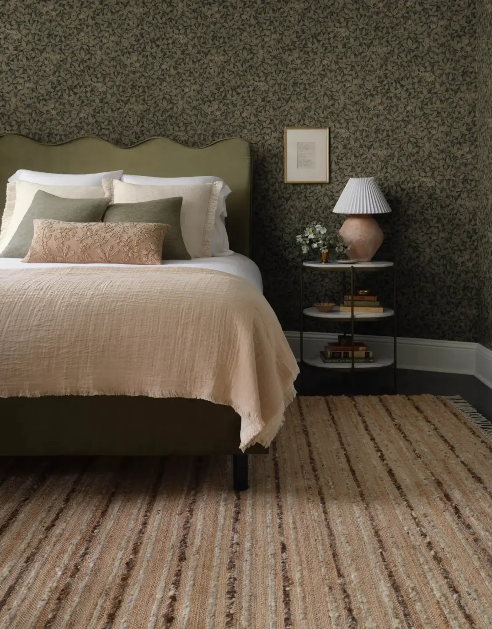 Magnolia Home by Joanna Gaines × Loloi Nico Rug NIC-01 Natural / Bark