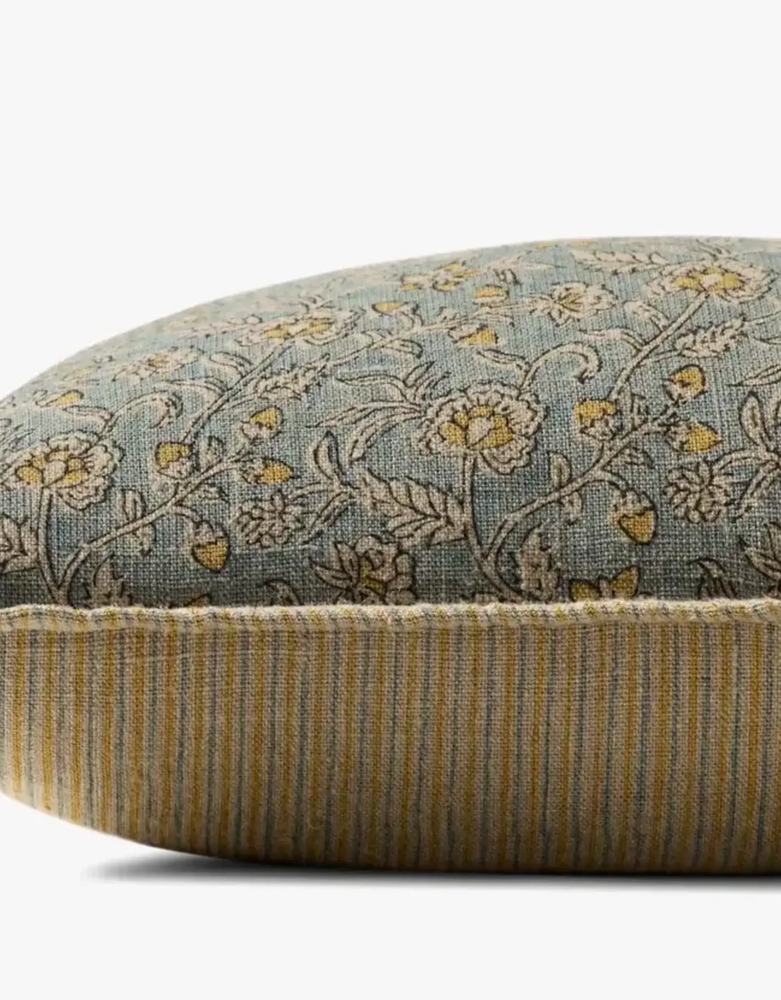 Loloi Pillow Light Blue / Multi, 22x22"