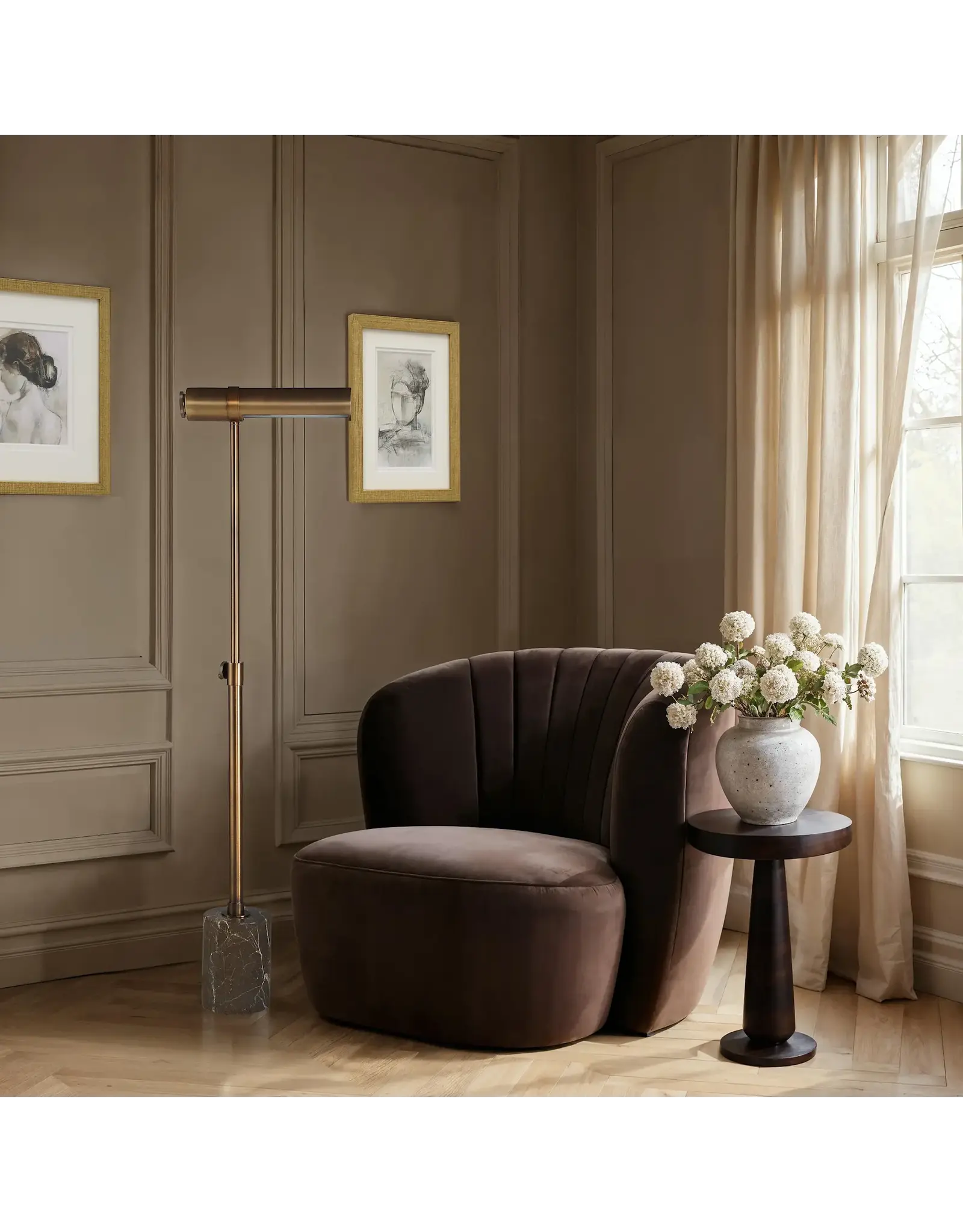 Gusle Floor Lamp