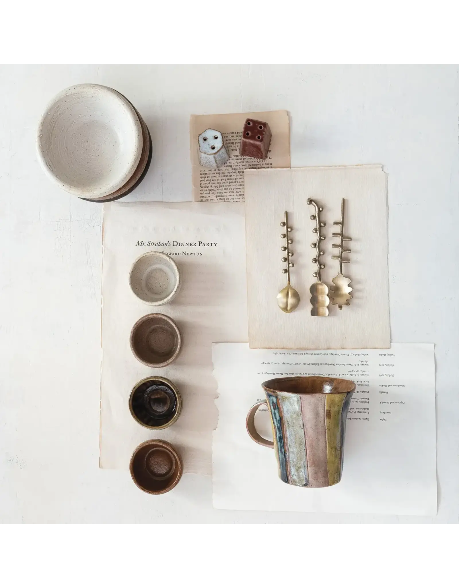 Stoneware Vintage Reproduction Pinch Pot, 4 Colours