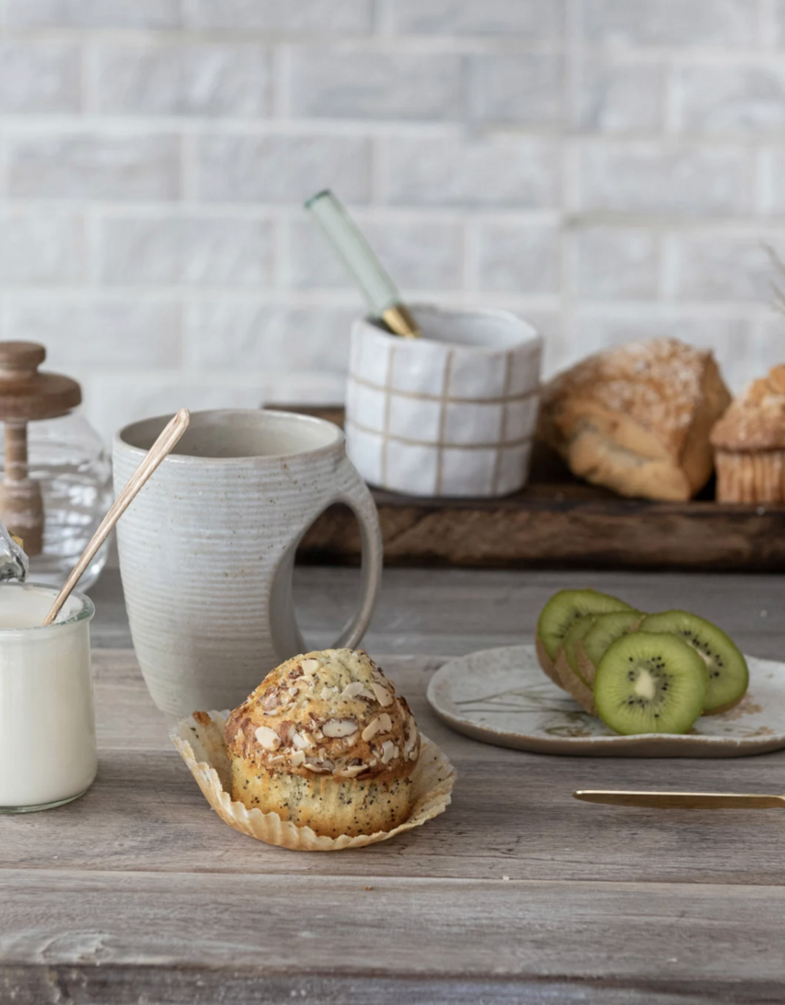 4" Round Glass Honey Jar w/Wood Honey Dipper