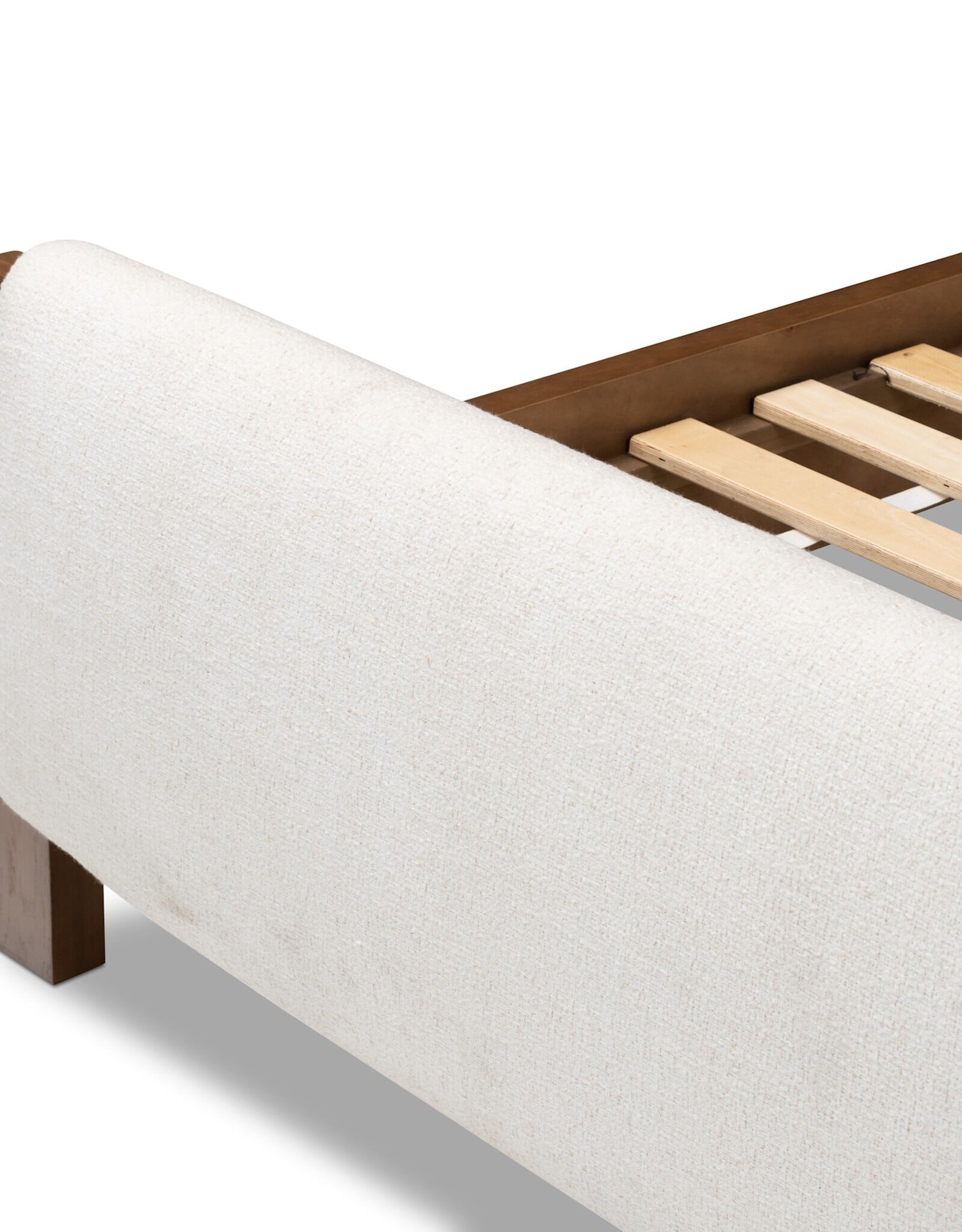 Willem Bed, Omari Natural