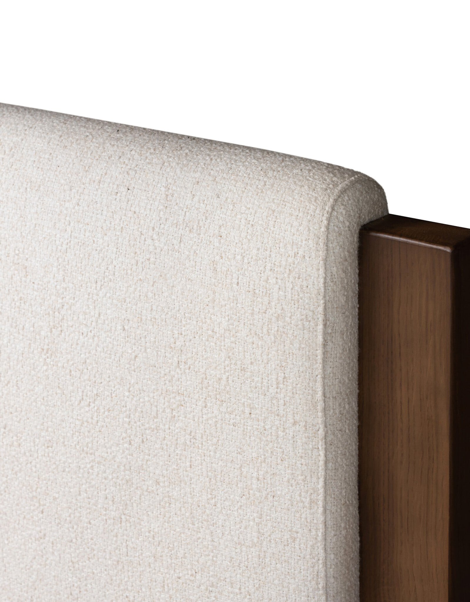 Willem Bed, Omari Natural