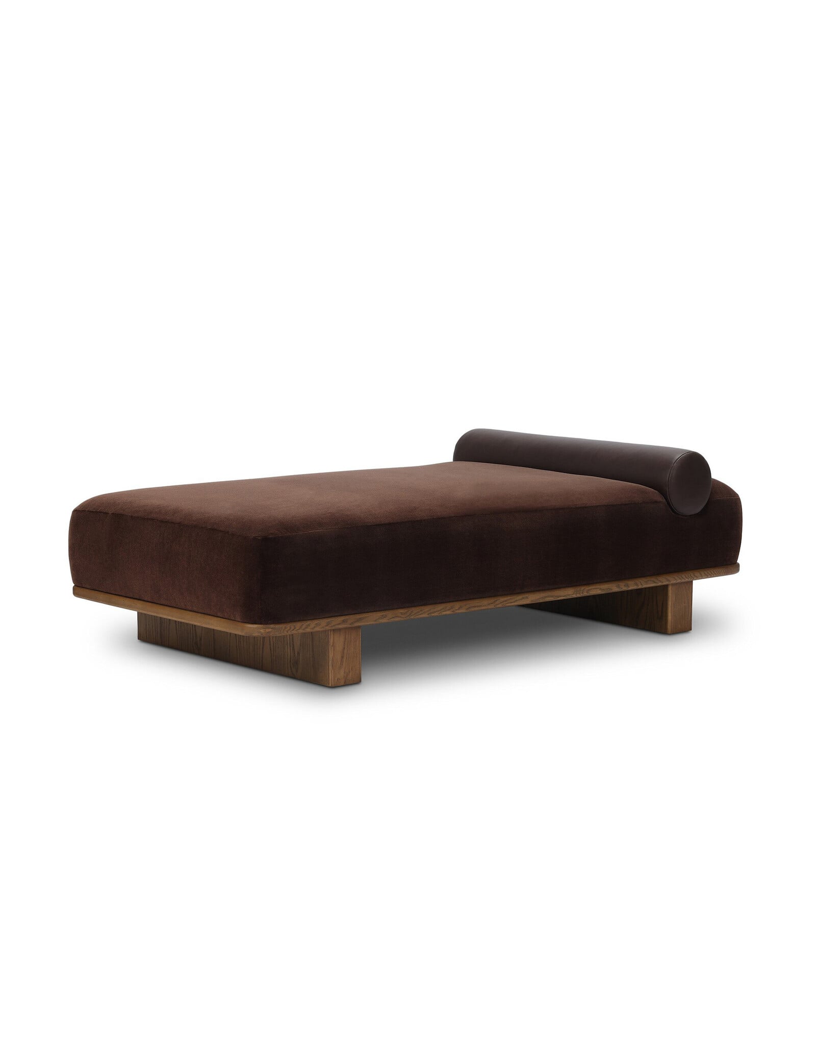 Teia Chaise, Monte Chocolate