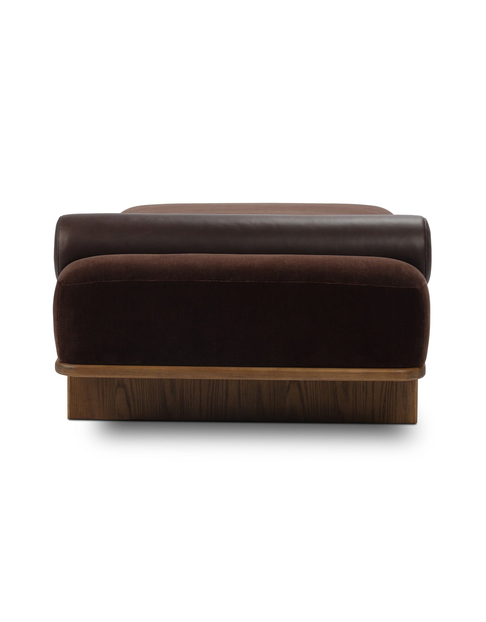Teia Chaise, Monte Chocolate