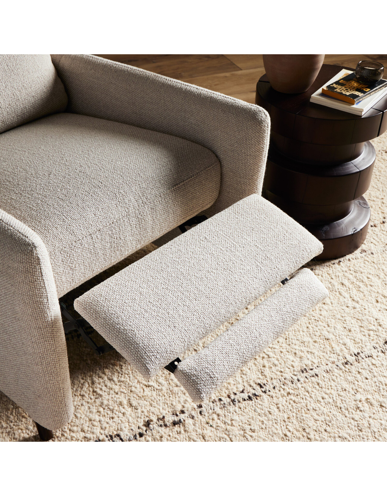 Wallen Recliner, Nova Taupe