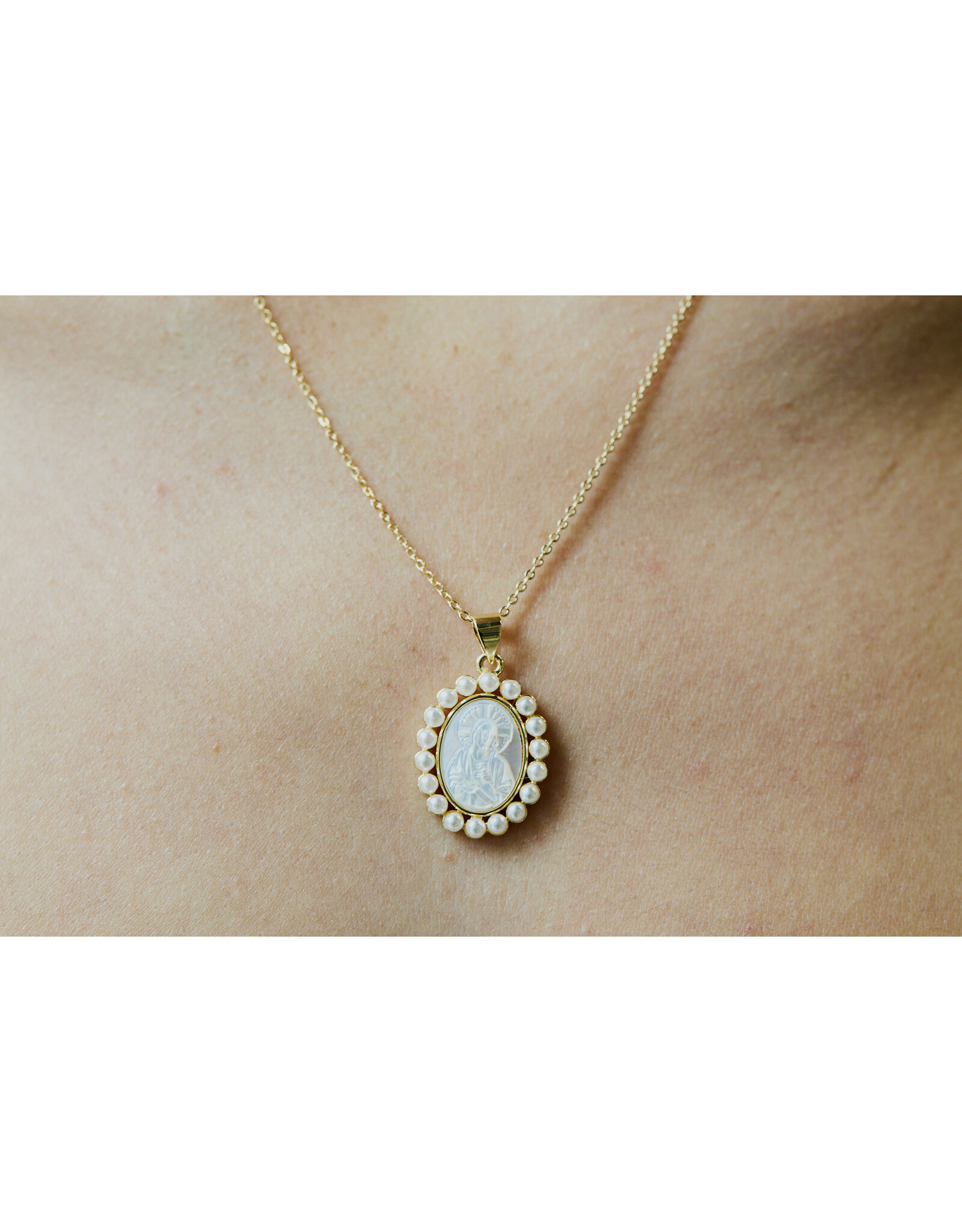 Pearl Image Necklace, Jesus