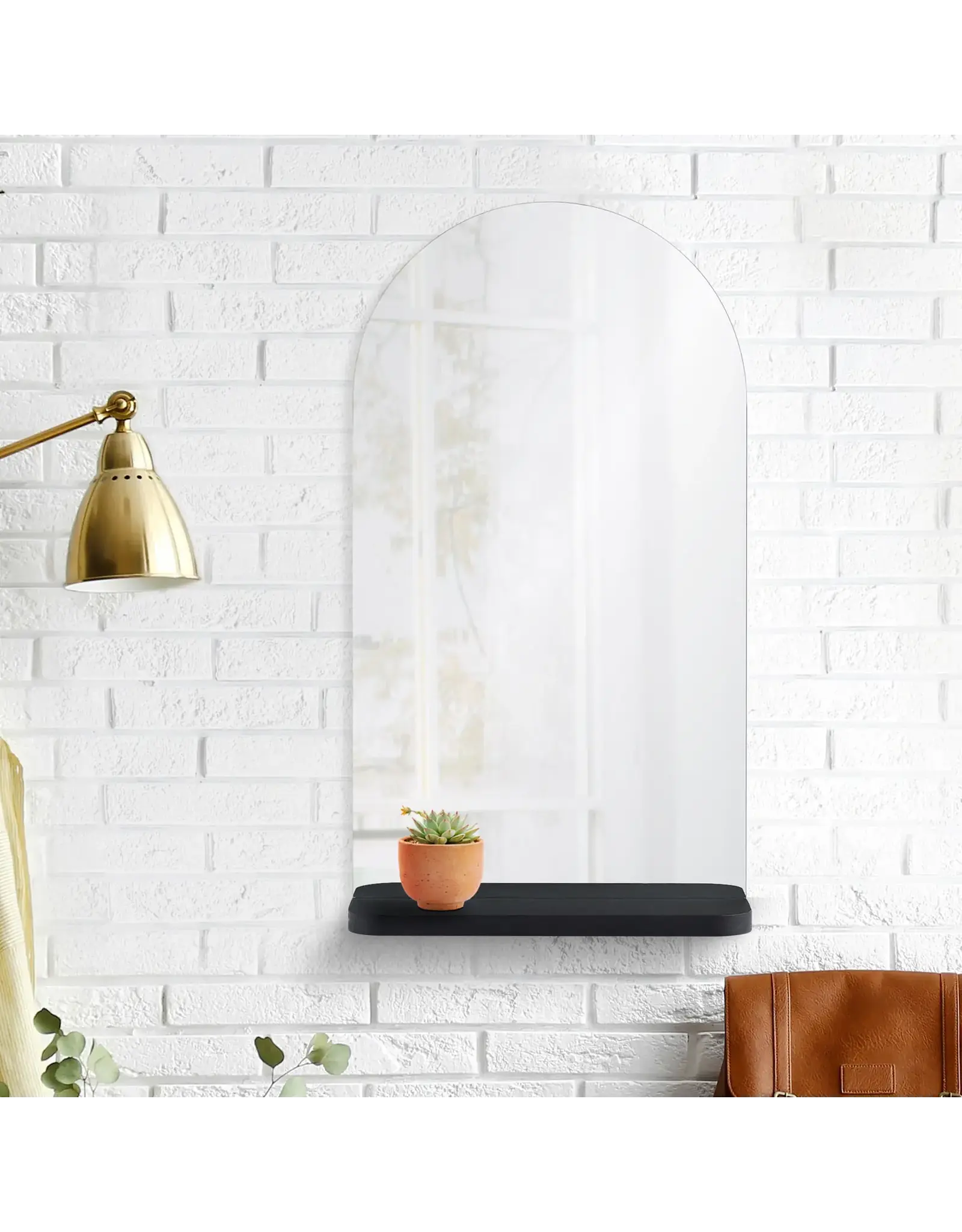 Lucila Mirror