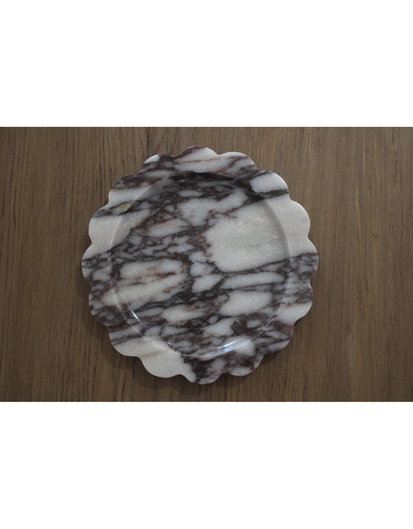 The Clarke Scalloped Tray