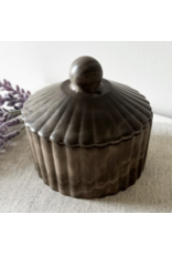 Fluted Pinch Bowl w/ Lid, Mocha Stone