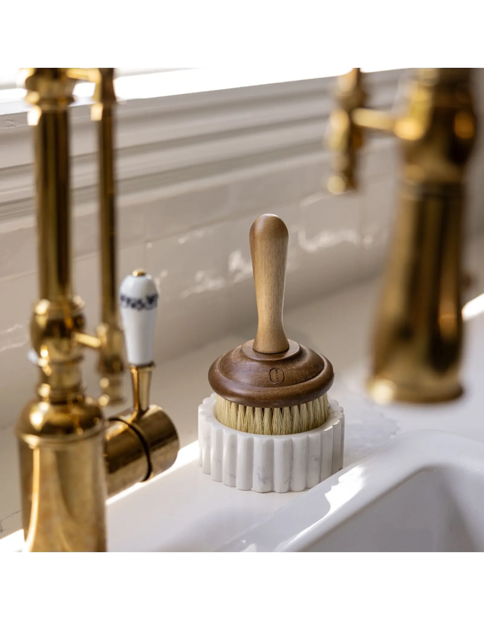 White Marble Fluted Soap Dish