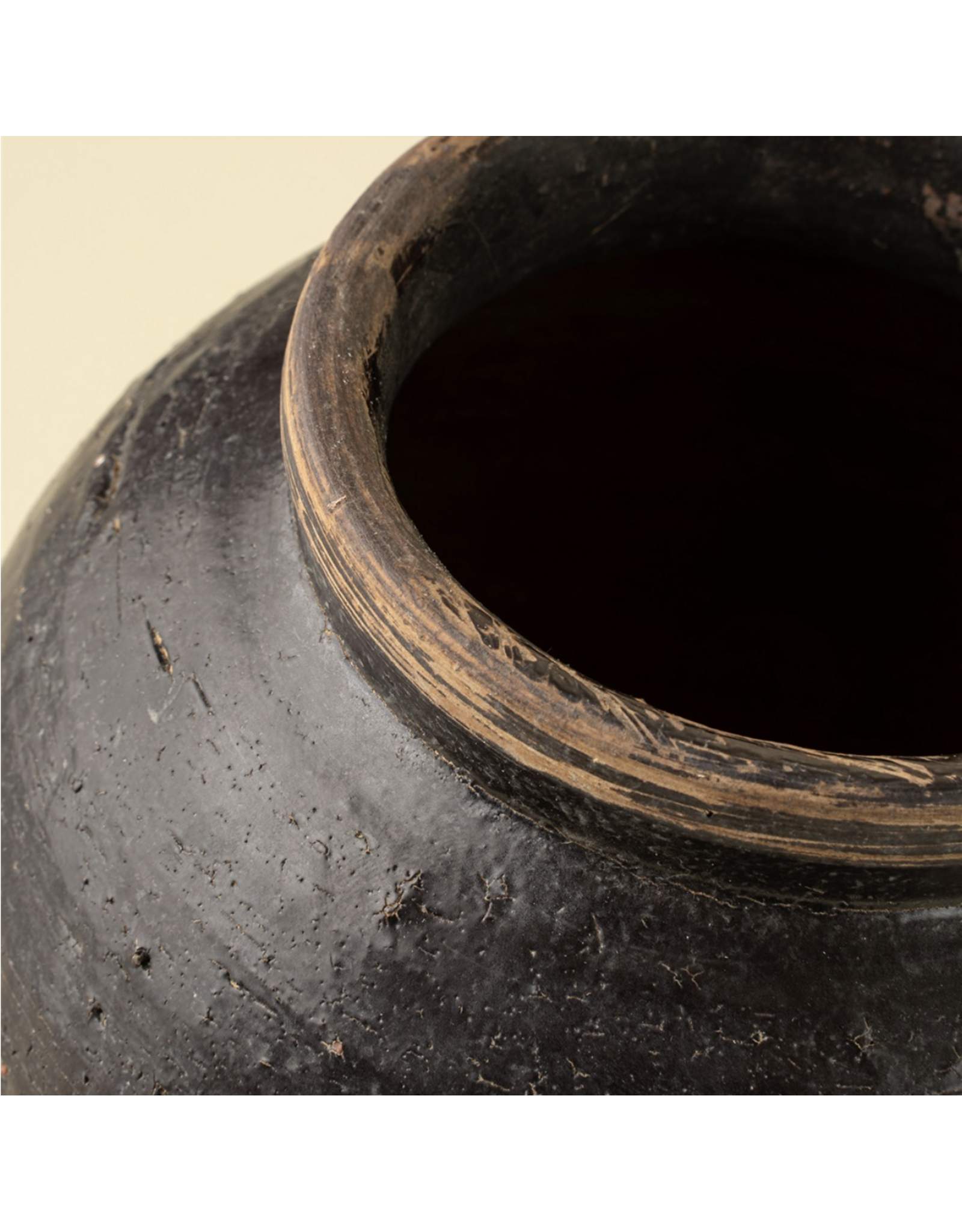 Bastion Terracotta Vase, L