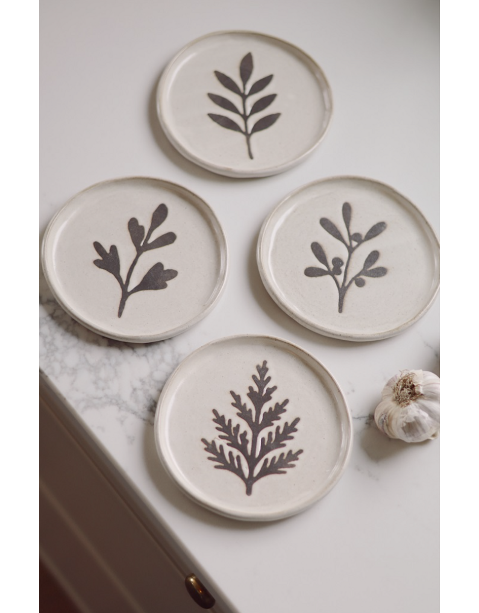 Pressed Botanical Dishes S/4