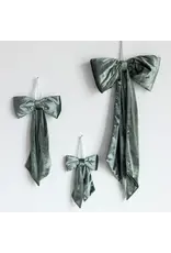 Velvet Holiday Bows